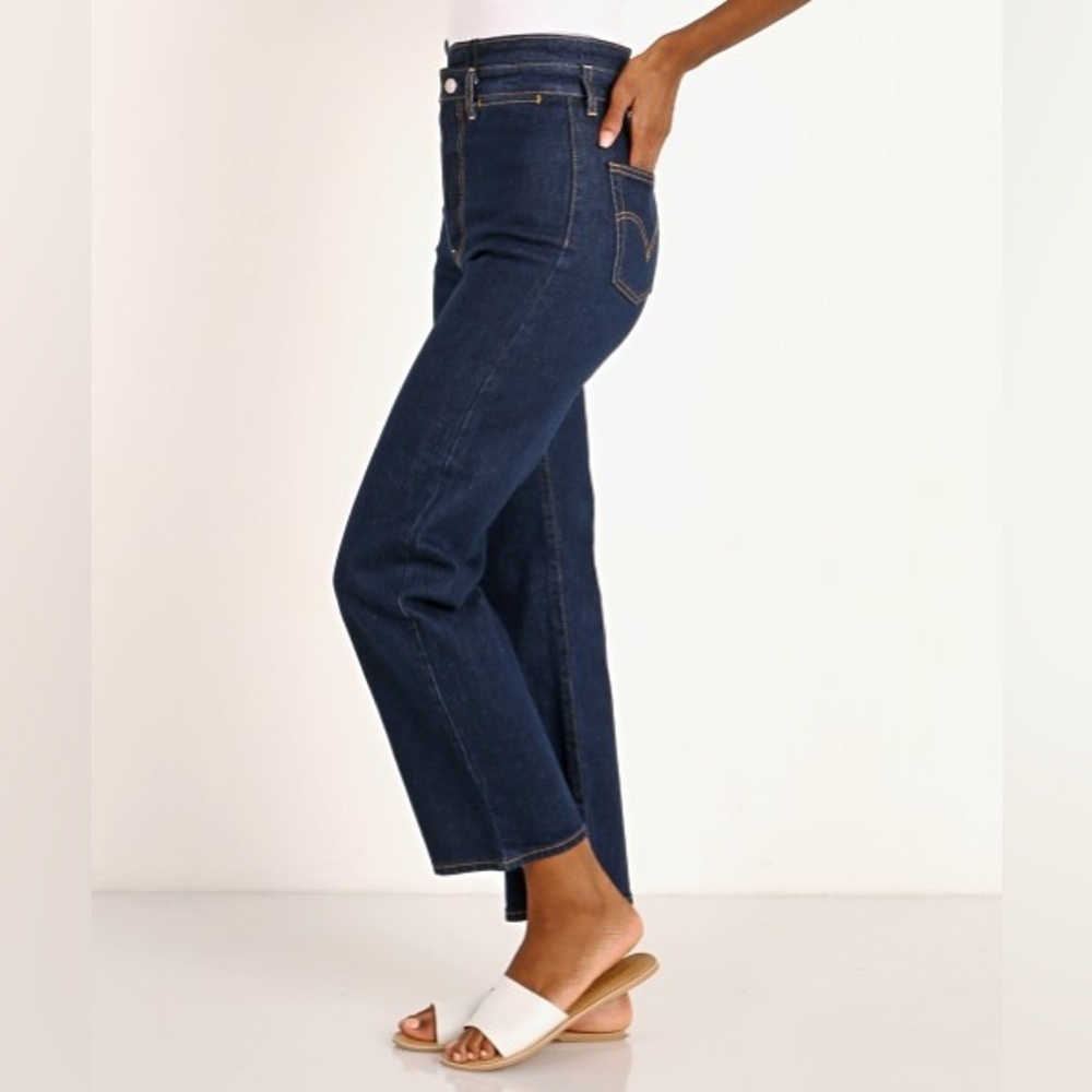 Levi’s Tailored Ribcage Straight Ankle Dark Wash - Picture 3 of 6